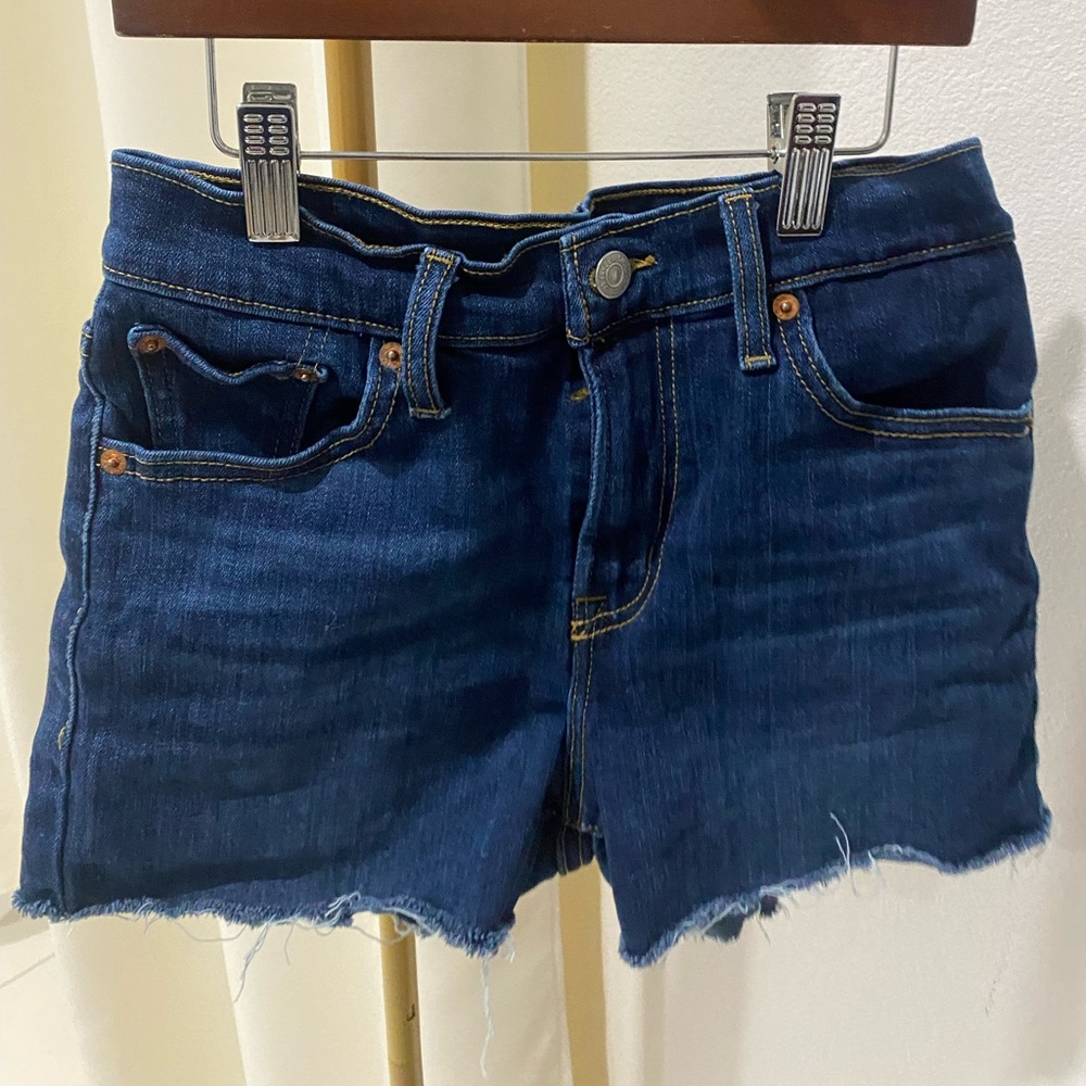 levis
